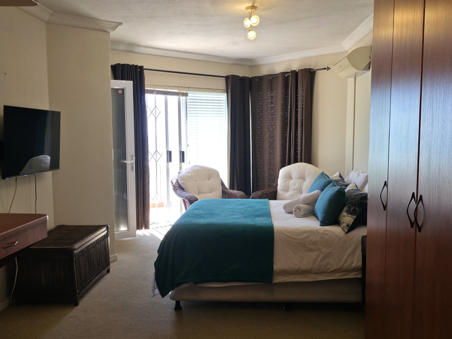 3 Bedroom Property for Sale in Jeffreys Bay Central Eastern Cape